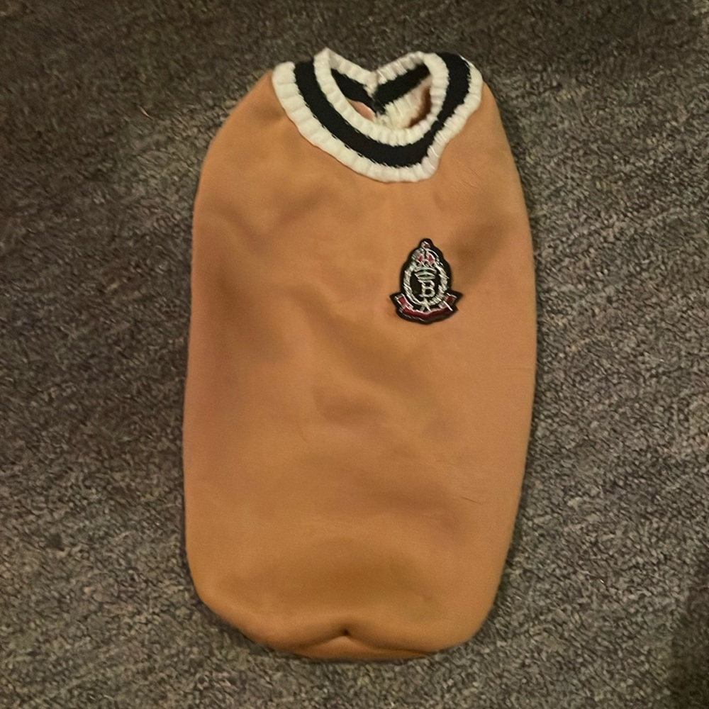 Doggie sweater for a small longer dog xl